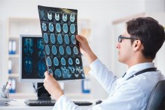 尽早实施EDAS对儿童烟雾病患者安全有效